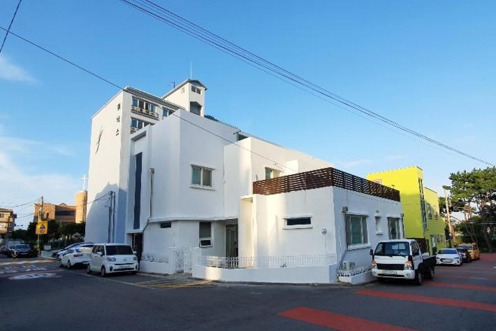 Jeju Guesthouse Togŭnnae Екстериор снимка