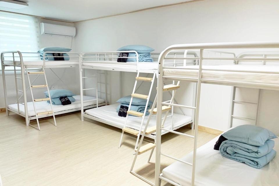 Jeju Guesthouse Togŭnnae Екстериор снимка