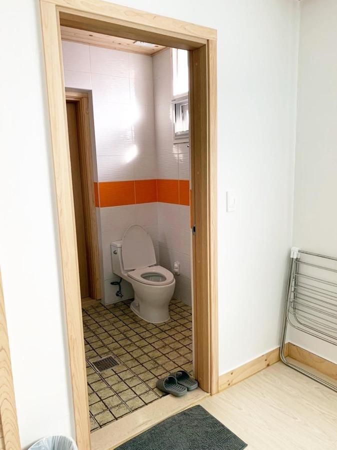 Jeju Guesthouse Togŭnnae Екстериор снимка