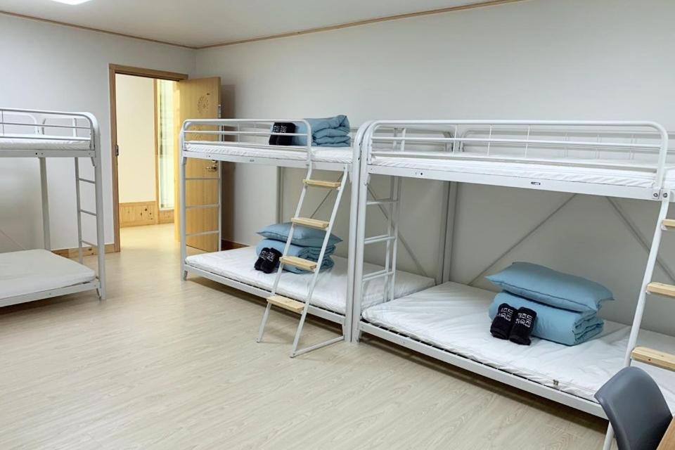 Jeju Guesthouse Togŭnnae Екстериор снимка