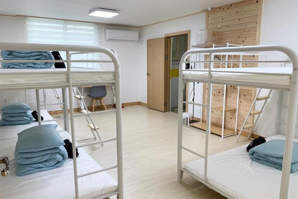 Jeju Guesthouse Togŭnnae Екстериор снимка